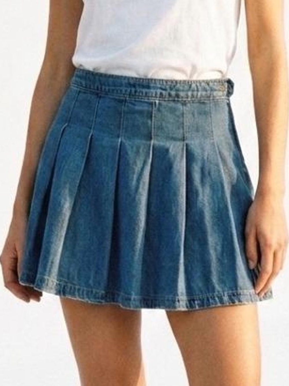 American Eagle Outfitters Blue Denim Tennis Skirt Size 8